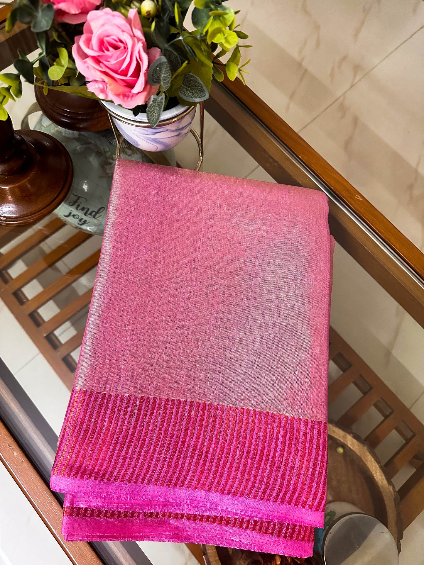 Suvarna Vastra (Linen Zari Elegance)